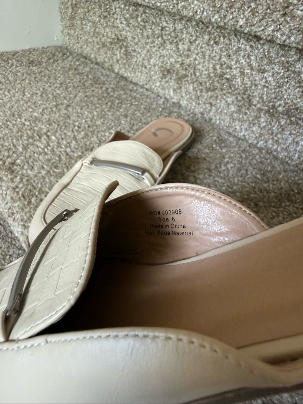 Cream Croc-Texture Slip-On Mules (6) - Picture 4 of 6